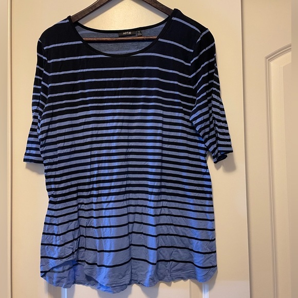 Apt 9 Women's Top - Picture 1 of 5
